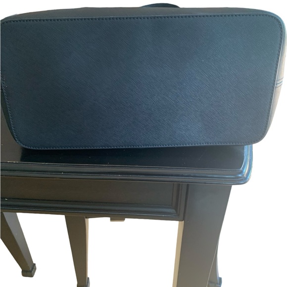 Michael Kors large black carryall tote - Picture 9 of 11